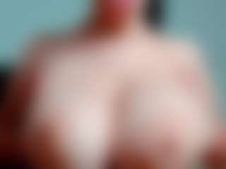 Live cam show with kittyeyess - Hairy Pussy Latina on friskycurves.com | colombia