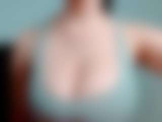 Live cam show with kittyeyess - Smoking on eurowanks.com