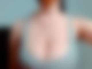 Live cam show with kittyeyess - Anal Teen (18+) on xDating
