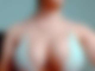 kittyeyess's Live Sex Cam Show