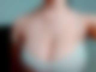 kittyeyess's Live Sex Cam Show