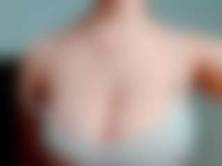 kittyeyess's Live Sex Cam Show