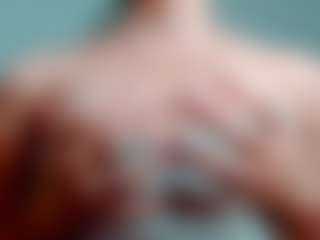 kittyeyess's Live Sex Cam Show