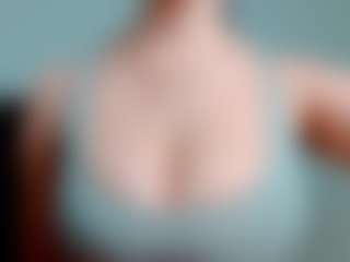 kittyeyess's Live Sex Cam Show