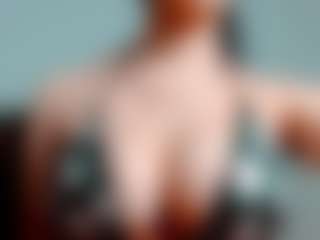 kittyeyess's Live Sex Cam Show