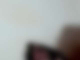 kittyeyess's Live Sex Cam Show
