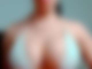 kittyeyess's Live Sex Cam Show