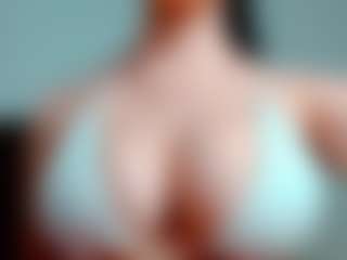 kittyeyess's Live Sex Cam Show