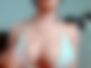 kittyeyess's Live Sex Cam Show