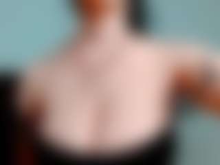 Pokaz na żywo z kittyeyess - Cute na Camsoda