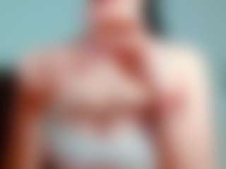 Live cam show with kittyeyess - Ebony on TottyGirls | colombia