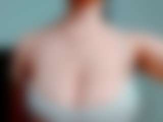 Live cam show with kittyeyess - Big Ass on CamClone