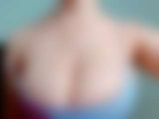 Live cam show with kittyeyess - Spy Petite on Streamer API