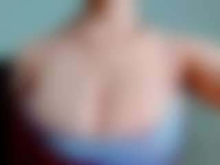 Live cam show with kittyeyess - Black Lush on CamSextacy