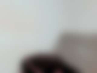 Live cam show with kittyeyess - Brown Eyes Black on Fling VIP Chat