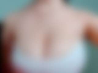 kittyeyess's Live Sex Cam Show
