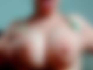 kittyeyess's Live Sex Cam Show