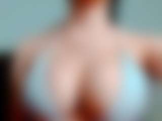 Pokaz na żywo z kittyeyess - Public na Camsoda