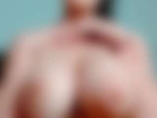 Live cam show with kittyeyess - Hairy Pussy Lovense on Livezox