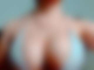 Live cam show with kittyeyess - Athletic Lush on Camsoda