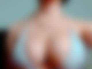 Live cam show with kittyeyess - Ebony on Camsoda | colombia