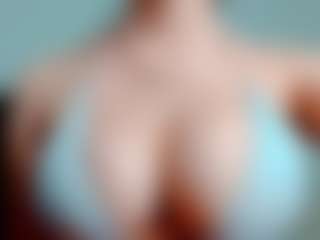Live cam show with kittyeyess - Ebony Blowjob on justonemore.cc