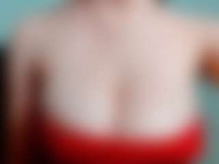 Live cam show with kittyeyess - Blowjob on MyBangCams