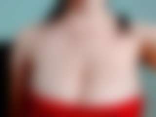 Live cam show with kittyeyess - HD Big Tits on SpunkLive