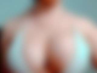 kittyeyess's Live Sex Cam Show