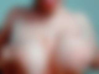 kittyeyess's Live Sex Cam Show