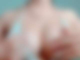 kittyeyess's Live Sex Cam Show