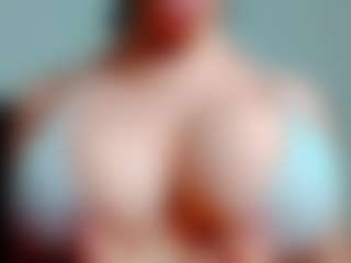 kittyeyess's Live Sex Cam Show