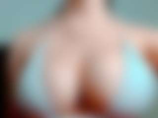 Live cam show with kittyeyess - Brown Eyes Teen (18+) on Camsoda