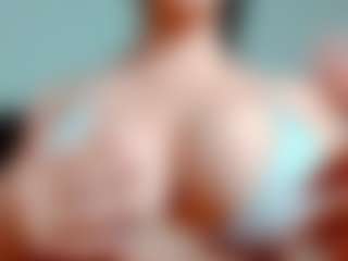 kittyeyess's Live Sex Cam Show