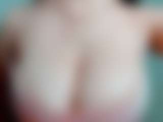 kittyeyess's Live Sex Cam Show