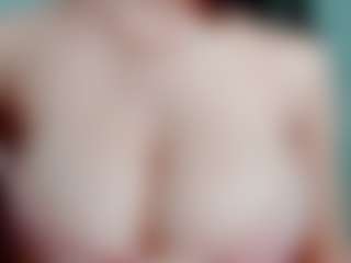 kittyeyess's Live Sex Cam Show