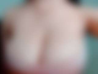 kittyeyess's Live Sex Cam Show