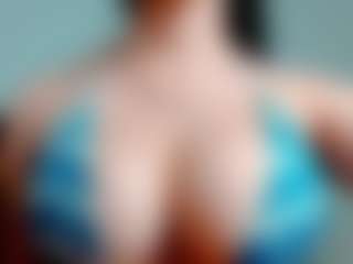 Live cam show with kittyeyess - Latina Petite on liverealitysex.com | colombia