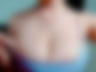 Live cam show with kittyeyess - Cute on madthumbs