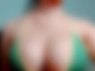 Show en direct avec kittyeyess - Sexwebcam Black sur Camsoda