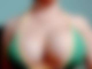 Live cam show with kittyeyess - Lush Teen (18+) on CamClone