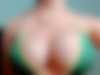 kittyeyess's Live Sex Cam Show