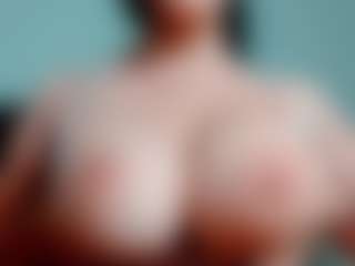 Live cam show with kittyeyess - Ebony on WildCum | colombia