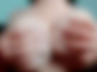 kittyeyess's Live Sex Cam Show