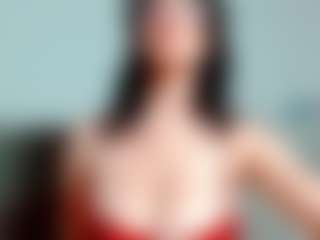 Live cam show with kittyeyess - Skinny on Camsoda