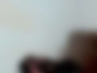 kittyeyess's Live Sex Cam Show