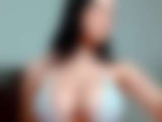Kittyeyess's Live Sex Cam Show