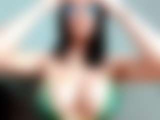 Kittyeyess's Live Sex Cam Show