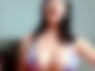 Kittyeyess's Live Sex Cam Show