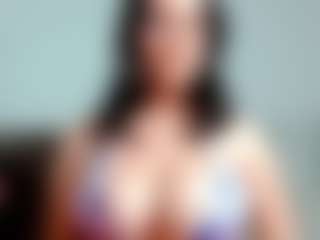 Kittyeyess's Live Sex Cam Show